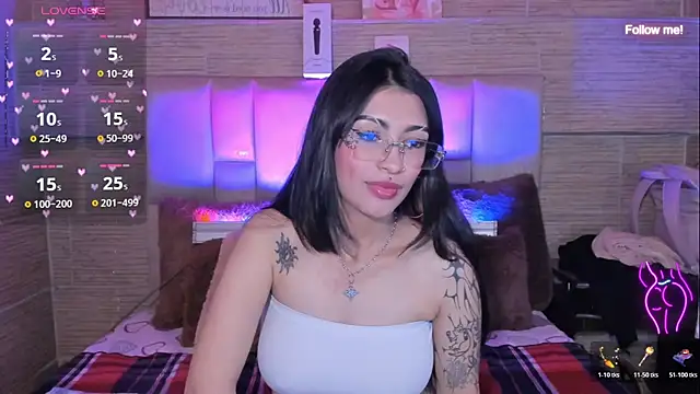 แชท XXX สดของ mia_devine_