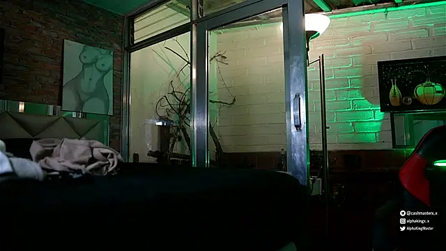 AlphaMasterXxx Live XXX-chat