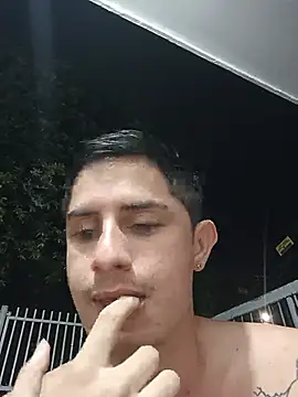 Chatroom XXX en direct de wickedboy_twin1