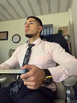 Chatroom XXX en direct de Dimitri_Colleman