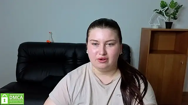 Chatroom XXX en direct de Katina_deeplou4