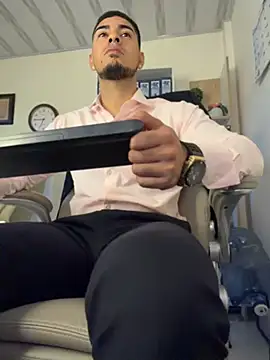 Czat XXX na żywo – Dimitri_Colleman
