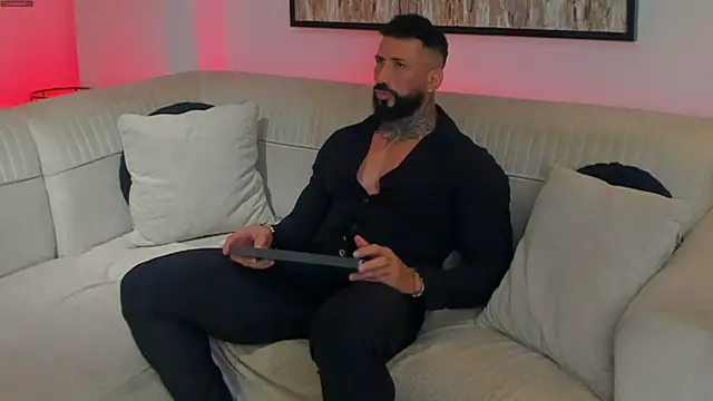 צ'אט XXX בשידור חי של jeff_clark7