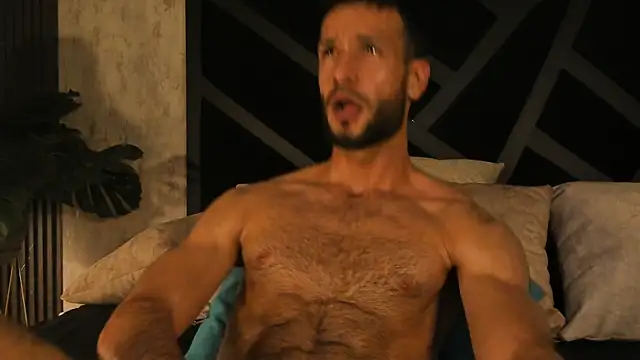צ'אט XXX בשידור חי של Jacob_Benelli