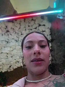 im_Emily_LS' Live XXX Chat