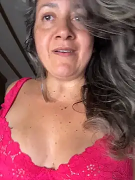 AVRAKEHDABRA's Live XXX Chat