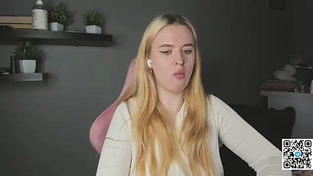 Betany_foxs' Live XXX Chat