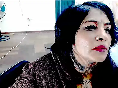 Indiancatz2のライブXXXチャット