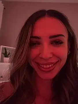 Tiny-Mimi's Live XXX Chat