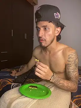 Kriss_Edwards – Naživo XXX chat