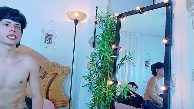Chat +18 de Bay_freedo ao vivo