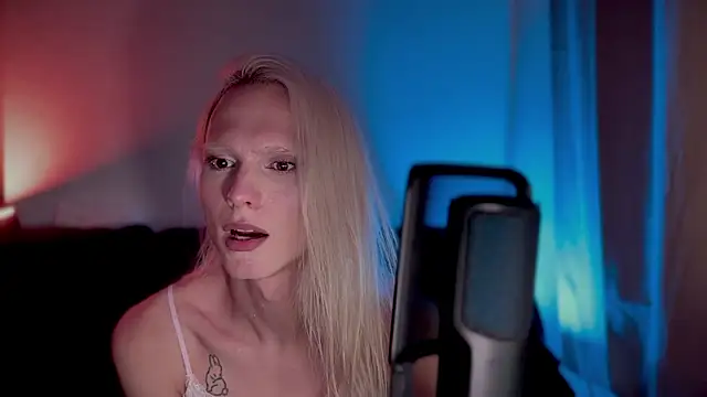 sindLy Live XXX Chat