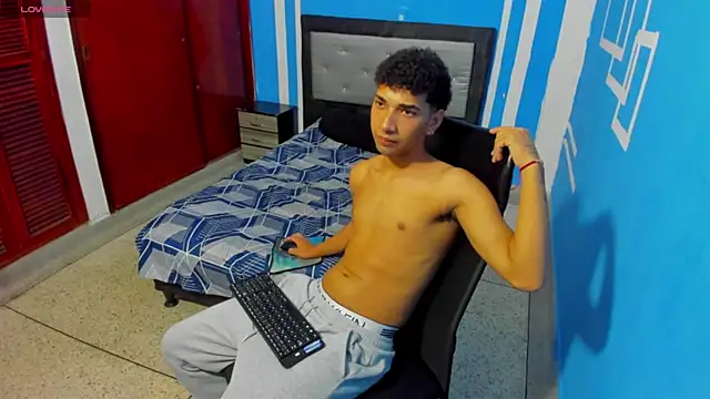 แชท XXX สดของ efrain_boy