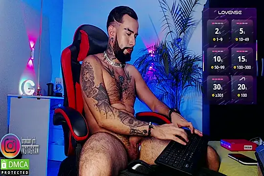 Diilanhott Adlı Modelin Canlı XXX Sohbeti