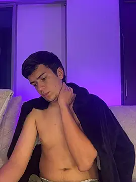 Chat +18 de Dylan_KatteLive ao vivo
