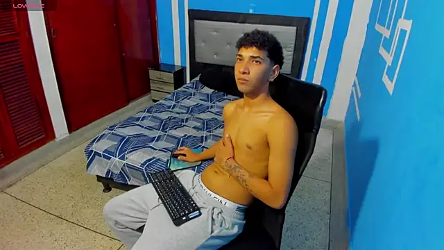 Živý XXX chat efrain_boy