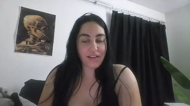 WetFlower69 Adlı Modelin Canlı XXX Sohbeti