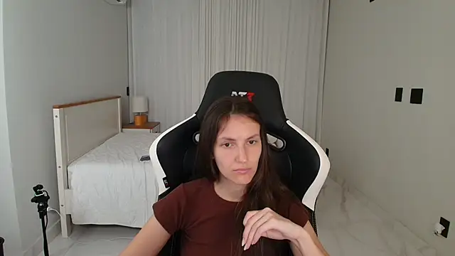 upssnowy: онлайн-секс-чат