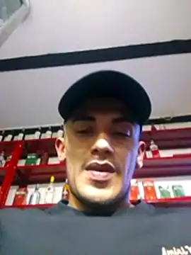 D1ogh0 Live XXX Chat