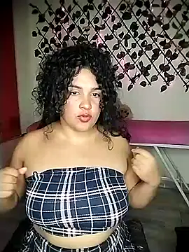 taylor_honeey's Live XXX Chat