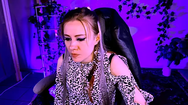 Kumiho_7777's Live XXX Chat