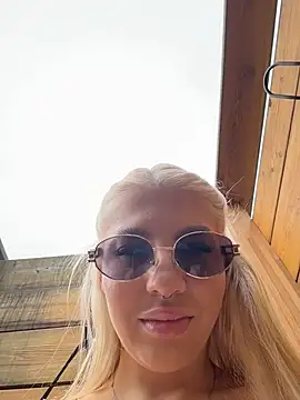 NewLale XXX чат на живо
