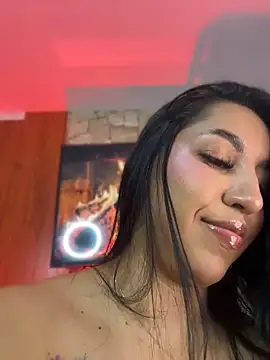 دردشة Tamara_Roberts1 الجنسية المباشرة