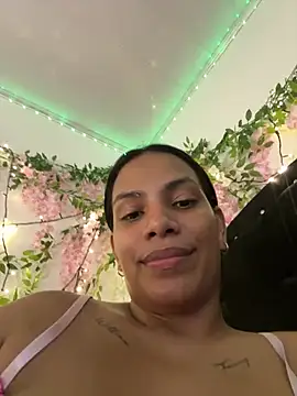 ArielleMillerr-'s Live XXX Chat