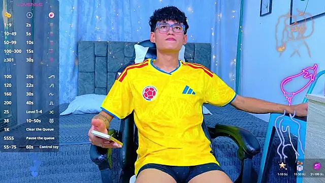 NicolasTorrezn Live XXX chat