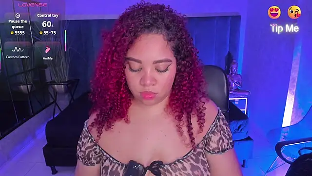 Chat +18 de AngelaCoffee ao vivo