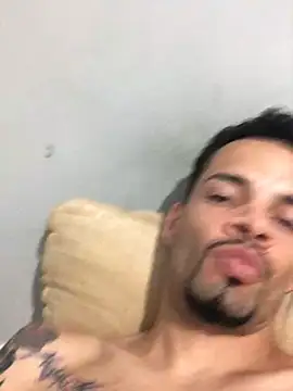Živý XXX chat HenriquePhn