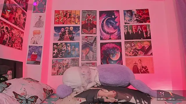 MissCurvyTop's Live XXX Chat