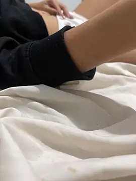 MonicBrit Live XXX-Chat