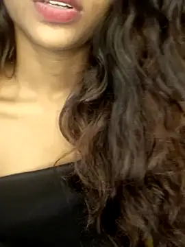 Ani77880 লাইভ XXX চ্যাট