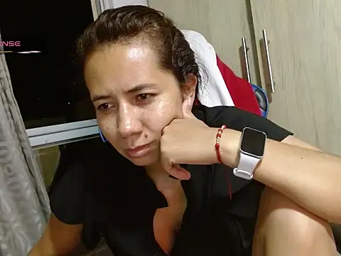 Danielagomez33 라이브 XXX 채팅
