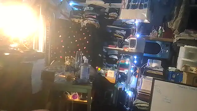 ShysluutGia's Webcam Show