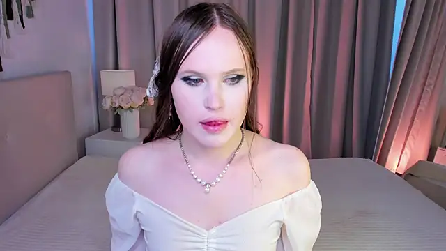 EffieMinki লাইভ XXX চ্যাট