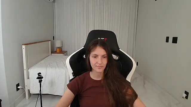 upssnowy Chat XXX live
