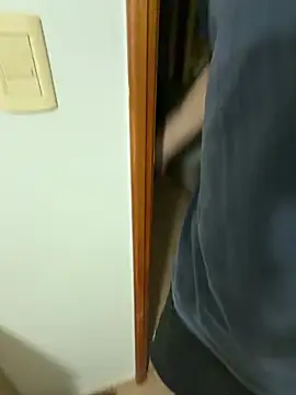 MeladoDiMel XXX чат на живо