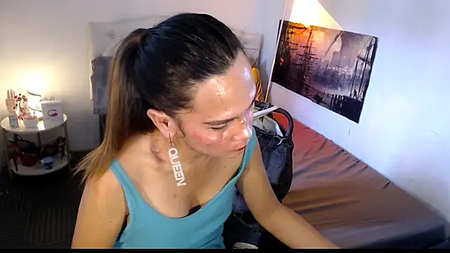 Chat +18 de NinaDOM4CUM ao vivo