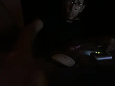 Živý XXX chat ThrowedWorldWide