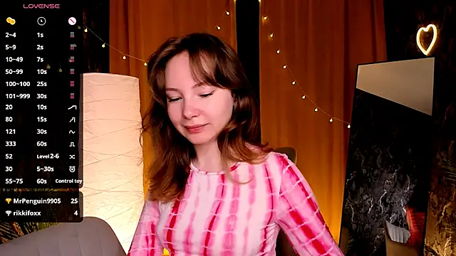 LanaBlu_'s Live XXX Chat