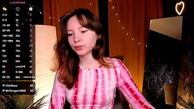 LanaBlu_'s Live XXX Chat
