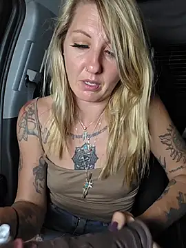 SheIsSomething Live XXX-Chat