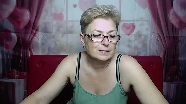 EmiliaGree Live XXX-Chat