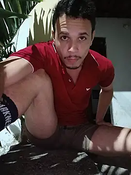 XXX chat uživo modela Pintarosa