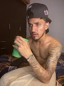 Chat XXX ao vivo de Kriss_Edwards