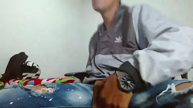 Chat XXX ao vivo de skinny23cm