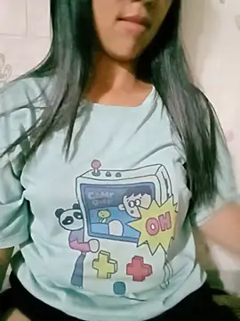 Helen-nn Adlı Modelin Canlı XXX Sohbeti