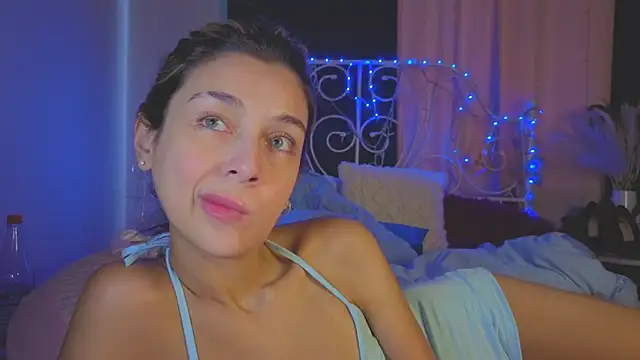 Funny_Bunny's Live XXX Chat